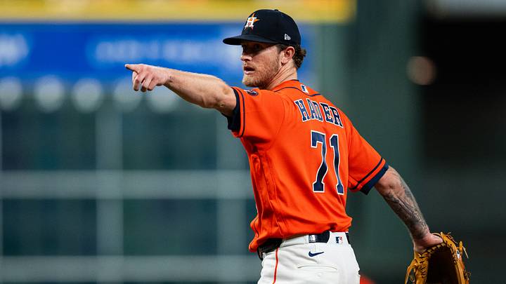 Arizona Diamondbacks v Houston Astros