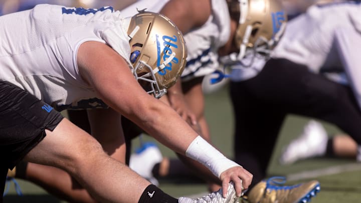 UCLA football arrives at El Paso and prepares for the Tony the Tiger Sun Bowl with practice at Bel Air High School on Tuesday, Dec. 27, 2022.

Ucla Practice Sun Bowl