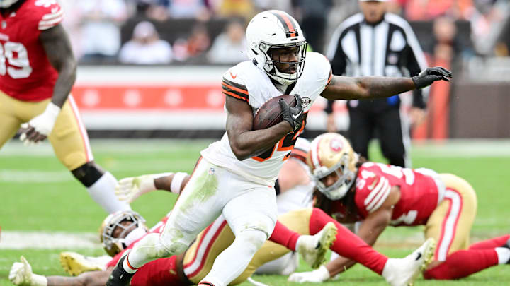 Oct 15, 2023; Cleveland, Ohio, USA; Cleveland Browns running back Jerome Ford (34)
