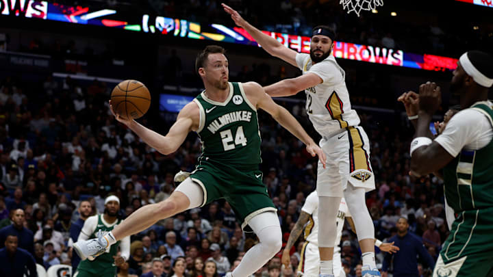Milwaukee Bucks v New Orleans Pelicans