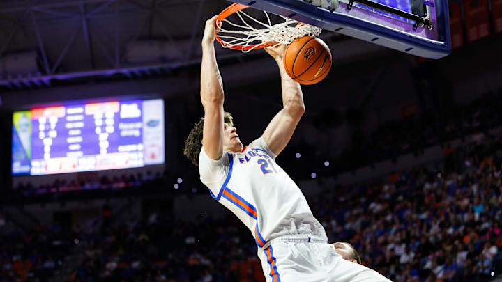 Florida Gators forward Alex Condon had a 20-point, 11-rebound double-double.