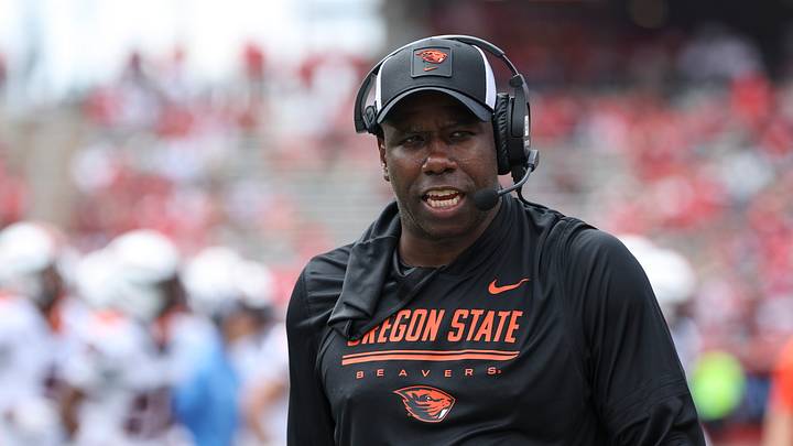 Sep 5, 2026; Houston, Texas, USA; Oregon State Beavers head coach Jamarcus Shephard reacts on the sideline during the third quarter against the Houston Cougars at TDECU Stadium. Mandatory Credit: Troy Taormina-Imagn Images Sep 5, 2026; Houston, Texas, USA; Oregon State Beavers head coach Jamarcus Shephard reacts on the sideline during the third quarter against the Houston Cougars at TDECU Stadium. Mandatory Credit: Troy Taormina-Imagn Images