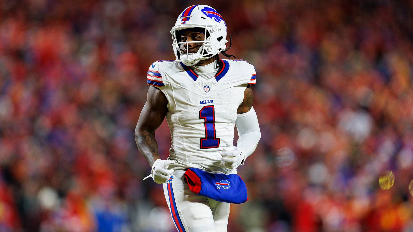 3 clear top trade destinations for struggling Bills wide receiver