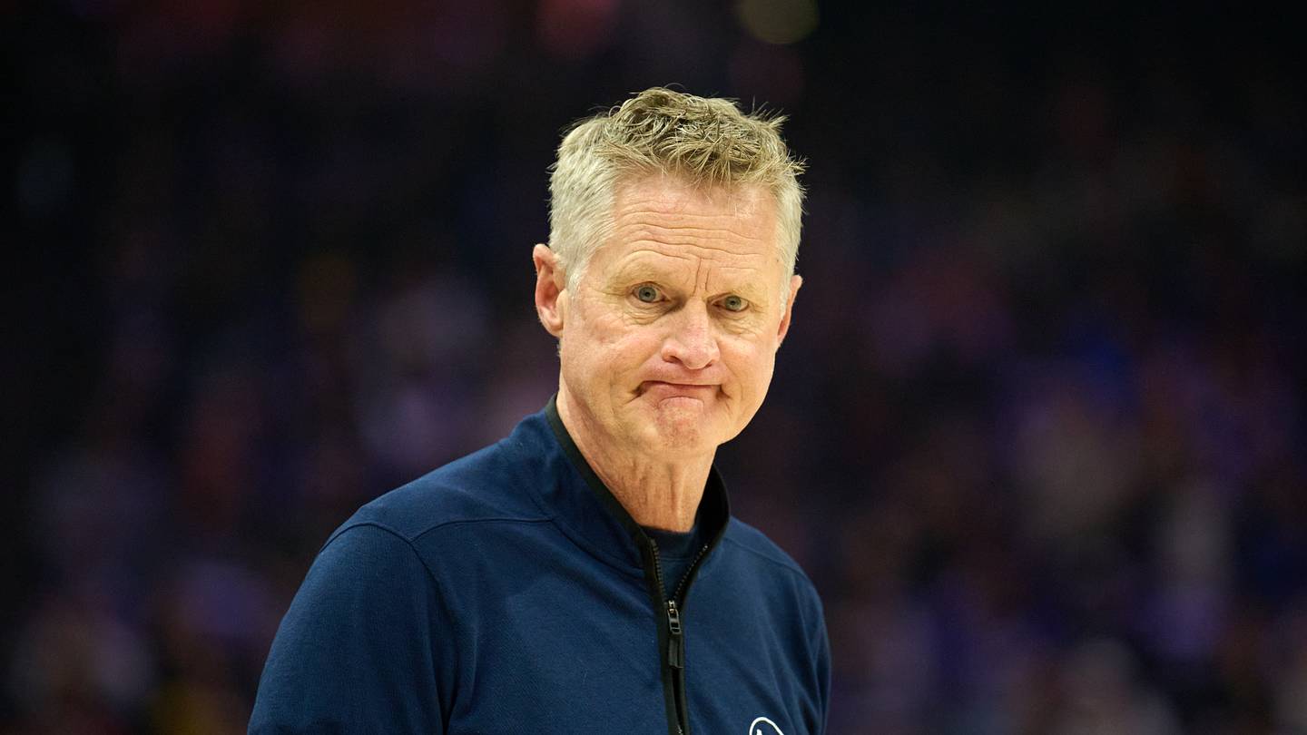 Warriors' Major Free-Agent Target Signs with Lakers