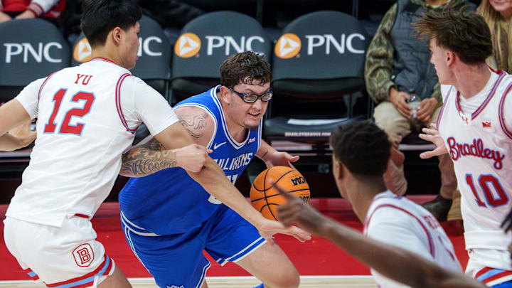 St. Louis' Robbie Avila