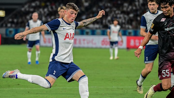 Alfie Devine in action against Vissel Kobe in pre-season - FBL-JPN-ENG-PR-TOTTENHAM-VISSEL-FRIENDLY