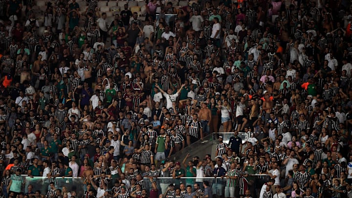 Torcida do Fluminense protestou contra a Conmebol no Maracanã
