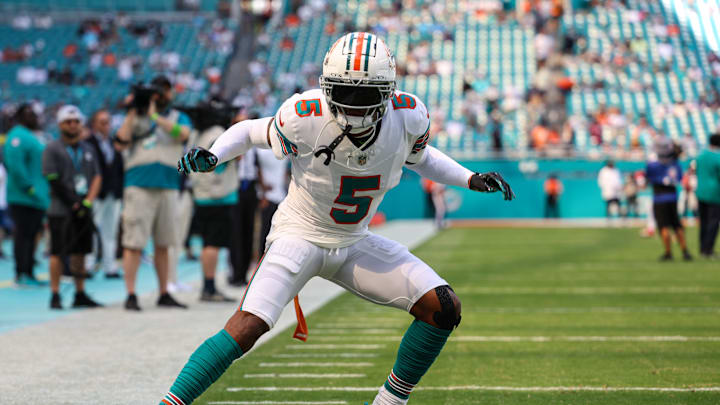 New England Patriots v Miami Dolphins