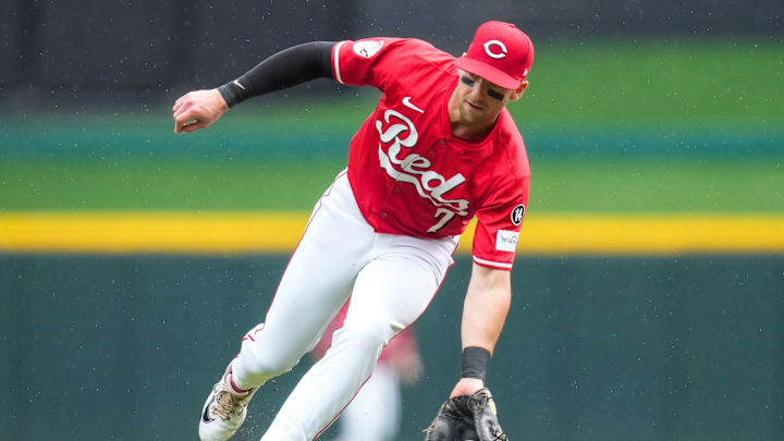 Cincinnati Reds first baseman Spencer Steer (7) plays a ground ball off the bat of Pittsburgh Pirates shortstop Jared Triolo (19) in the third inning of the MLB National League game between the Cincinnati Reds and the Pittsburgh Pirates at Great American Ball Park in downtown Cincinnati on Thursday, Sept. 25, 2025.