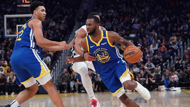 Jan 4, 2025; San Francisco, California, USA; Golden State Warriors forward Trayce Jackson-Davis (32) sets a screen on Memphis Grizzlies guard Desmond Bane (22) for Golden State Warriors forward Andrew Wiggins (22) in the second quarter at Chase Center. Mandatory Credit: David Gonzales-Imagn Images Jan 4, 2025; San Francisco, California, USA; Golden State Warriors forward Trayce Jackson-Davis (32) sets a screen on Memphis Grizzlies guard Desmond Bane (22) for Golden State Warriors forward Andrew Wiggins (22) in the second quarter at Chase Center. Mandatory Credit: David Gonzales-Imagn Images