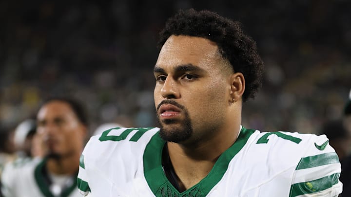 NY Jets offensive guard Alijah Vera-Tucker
