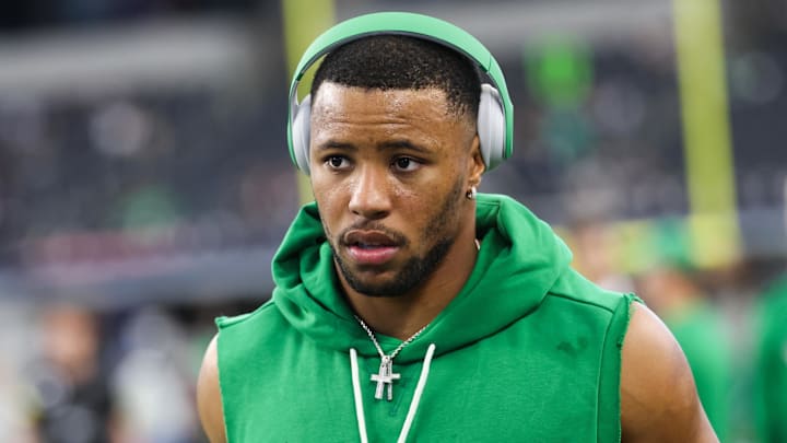 Nov 23, 2025; Arlington, Texas, USA; Philadelphia Eagles running back Saquon Barkley (26) wears Beats by Dre during warm ups prior to the game against the Dallas Cowboys at AT&T Stadium. Mandatory Credit: Kevin Jairaj-Imagn Images Nov 23, 2025; Arlington, Texas, USA; Philadelphia Eagles running back Saquon Barkley (26) wears Beats by Dre during warm ups prior to the game against the Dallas Cowboys at AT&T Stadium. Mandatory Credit: Kevin Jairaj-Imagn Images