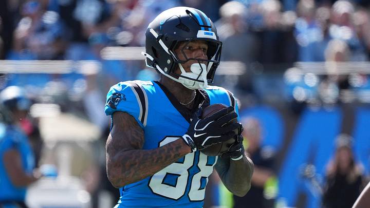 Oct 25, 2026; Charlotte, North Carolina, USA;  Carolina Panthers tight end Darren Waller (88) runs to score a touchdown against the Tampa Bay Buccaneers during the first half at Bank of America Stadium.  Mandatory Credit: Jim Dedmon-Imagn Images