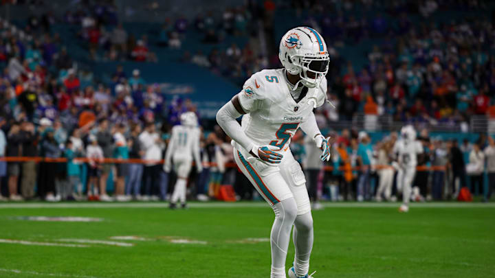 Buffalo Bills v Miami Dolphins
