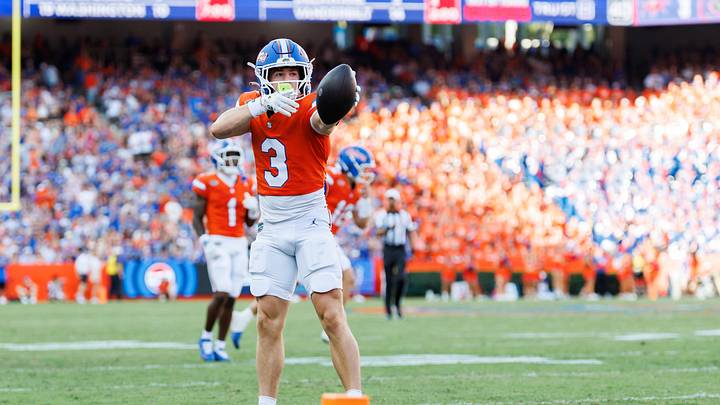 Sep 12, 2026; Gainesville, Florida, USA; Florida Gators wide receiver Bailey Stockton (3) gestures after making a catch against the Campbell Fighting Camels during the first half at Ben Hill Griffin Stadium. Mandatory Credit: Matt Pendleton-Imagn Images Sep 12, 2026; Gainesville, Florida, USA; Florida Gators wide receiver Bailey Stockton (3) gestures after making a catch against the Campbell Fighting Camels during the first half at Ben Hill Griffin Stadium. Mandatory Credit: Matt Pendleton-Imagn Images