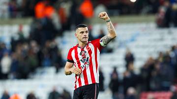 Juventus Eyes Sunderland's Xhaka Amid Contract Uncertainty