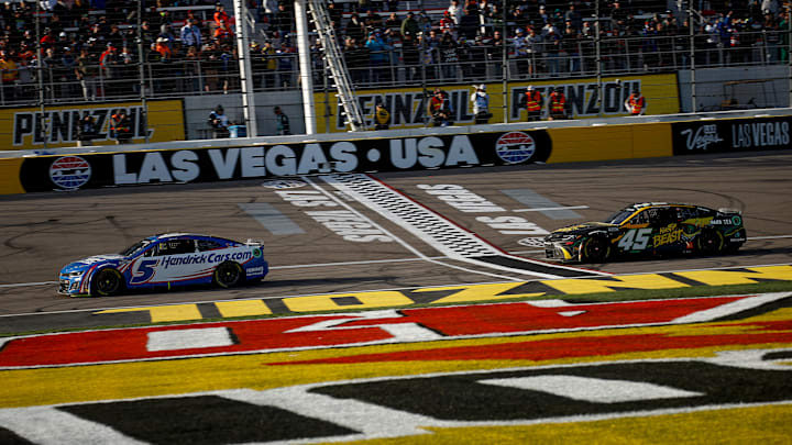 Kyle Larson, Tyler Reddick, Las Vegas Motor Speedway, NASCAR