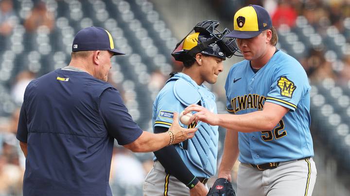 Sep 17, 2026; Pittsburgh, Pennsylvania, USA; Milwaukee Brewers manager Pat Murphy (left) takes the ball from starting pitcher Kyle Harrison (52) during a second inning pitching change against the Pittsburgh Pirates at PNC Park. Mandatory Credit: Charles LeClaire-Imagn Images Sep 17, 2026; Pittsburgh, Pennsylvania, USA; Milwaukee Brewers manager Pat Murphy (left) takes the ball from starting pitcher Kyle Harrison (52) during a second inning pitching change against the Pittsburgh Pirates at PNC Park. Mandatory Credit: Charles LeClaire-Imagn Images