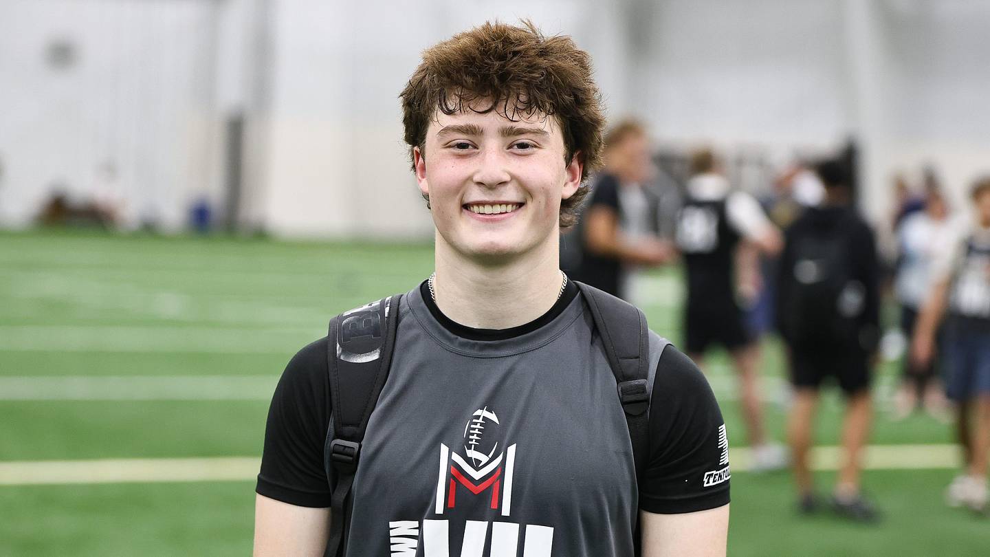 Owen DeSalvo Continues to Thrive as One of High School Football's Best Two-Way Players