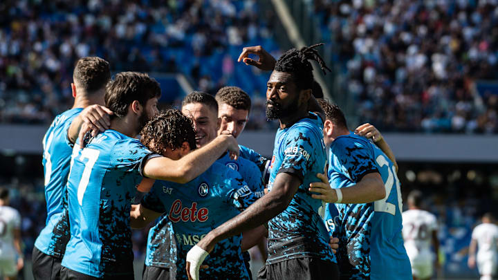 L'esultanza di gruppo del Napoli L'esultanza di gruppo del Napoli