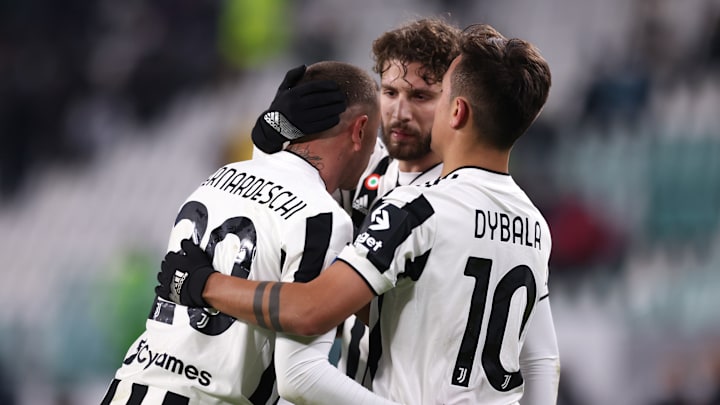 Paulo Dybala, Federico Bernardeschi, Manuel Locatelli Paulo Dybala, Federico Bernardeschi, Manuel Locatelli