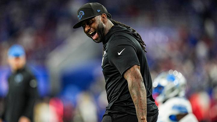 Detroit Lions defensive coordinator Kelvin Sheppard
