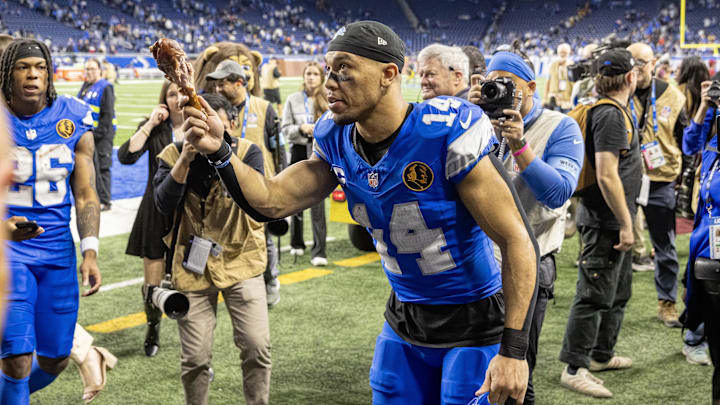 Amon-Ra St. Brown is a good bet to score on Thursday.