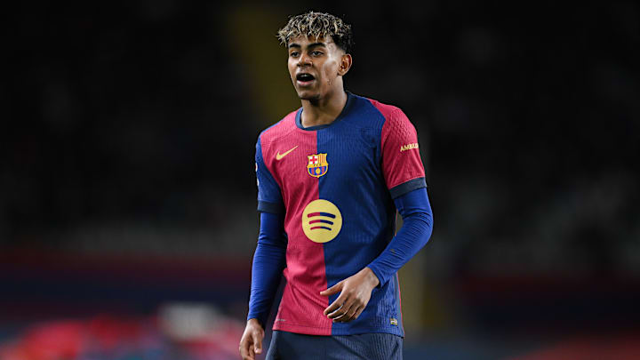 Lamine Yamal débute avec le FC Barcelone