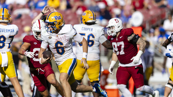 Nov 1, 2025; Stanford, California, USA; Pittsburgh Panthers quarterback Mason Heintschel (6) runs the ball against the Stanford Cardinal during the third quarter at Stanford Stadium. Mandatory Credit: John Hefti-Imagn Images