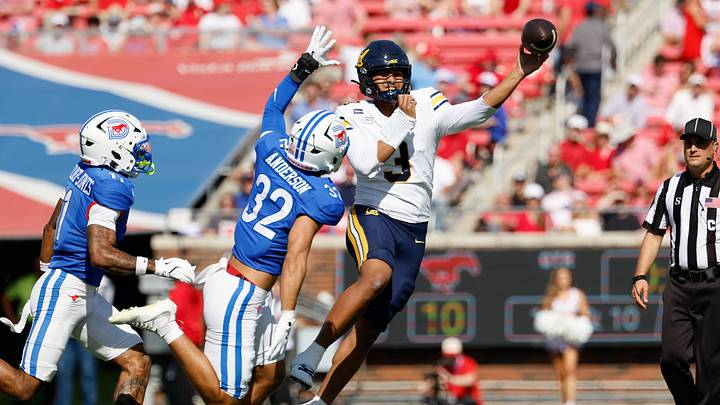 Cal quarterback Jaron-Keawe Sagapolutele throws a pass vs. SMU Cal quarterback Jaron-Keawe Sagapolutele throws a pass vs. SMU
