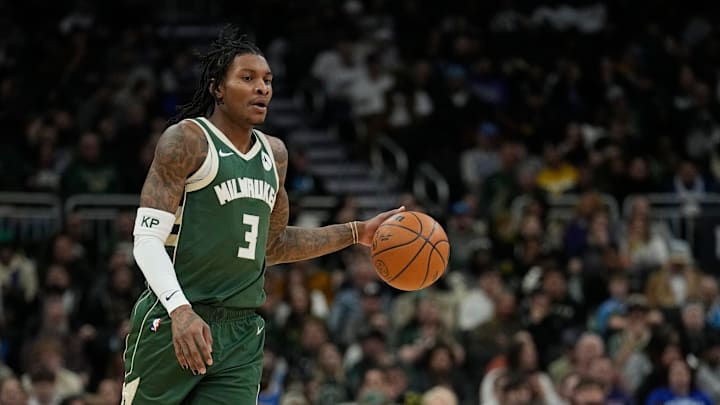 Denver Nuggets v Milwaukee Bucks