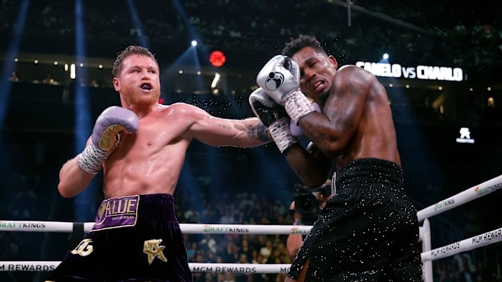 Canelo Alvarez v Jermell Charlo