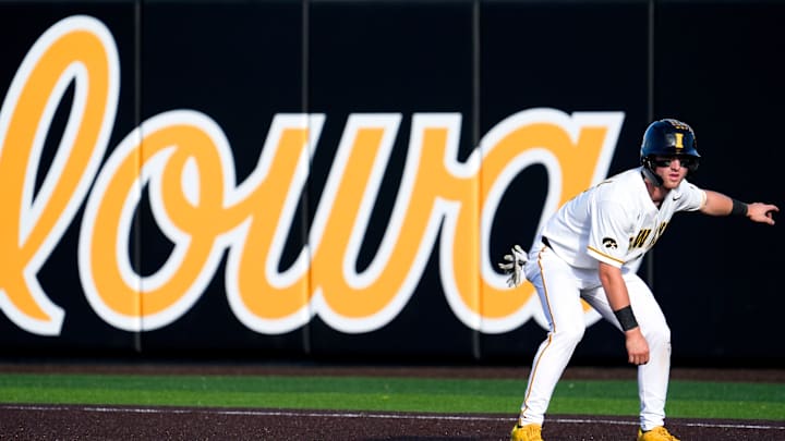 Iowa’s Gable Mitchell (2) leads off of first base during a Big Ten conference baseball game against Oregon May 15, 2025 at Duane Banks Field in Iowa City, Iowa.