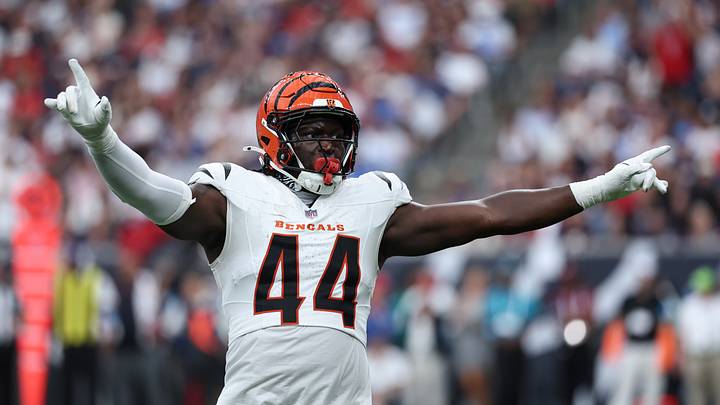 Cincinnati Bengals linebacker Demetrius Knight Jr. (44) reacts after a play Cincinnati Bengals linebacker Demetrius Knight Jr. (44) reacts after a play