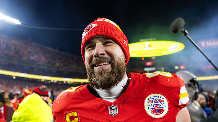 Jan 26, 2025; Kansas City, MO, USA; Kansas City Chiefs tight end Travis Kelce (87) celebrates after defeating the Buffalo Bills during the AFC Championship game at GEHA Field at Arrowhead Stadium. Mandatory Credit: Mark J. Rebilas-Imagn Images Jan 26, 2025; Kansas City, MO, USA; Kansas City Chiefs tight end Travis Kelce (87) celebrates after defeating the Buffalo Bills during the AFC Championship game at GEHA Field at Arrowhead Stadium. Mandatory Credit: Mark J. Rebilas-Imagn Images