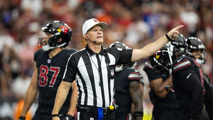 Oct 8, 2023; Glendale, Arizona, USA; NFL referee Clay Martin during the Cincinnati Bengals game against the Arizona Cardinals at State Farm Stadium. Mandatory Credit: Mark J. Rebilas-USA TODAY Sports Oct 8, 2023; Glendale, Arizona, USA; NFL referee Clay Martin during the Cincinnati Bengals game against the Arizona Cardinals at State Farm Stadium. Mandatory Credit: Mark J. Rebilas-USA TODAY Sports