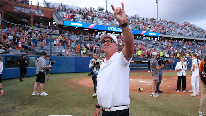 Mike White, Texas softball