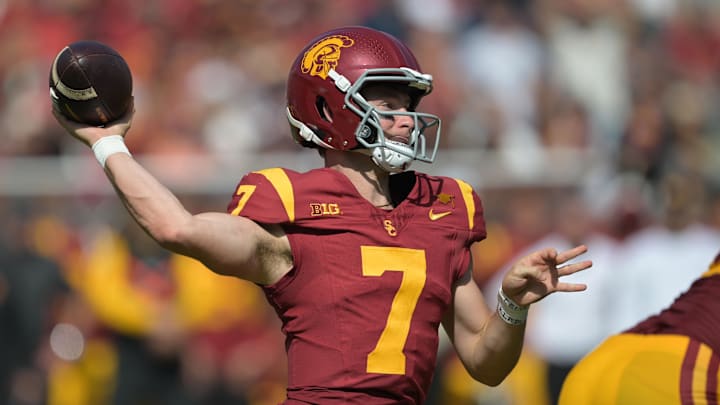 USC Trojans quarterback Miller Moss entered the transfer portal and the Auburn Tigers should be on high alert. USC Trojans quarterback Miller Moss entered the transfer portal and the Auburn Tigers should be on high alert.