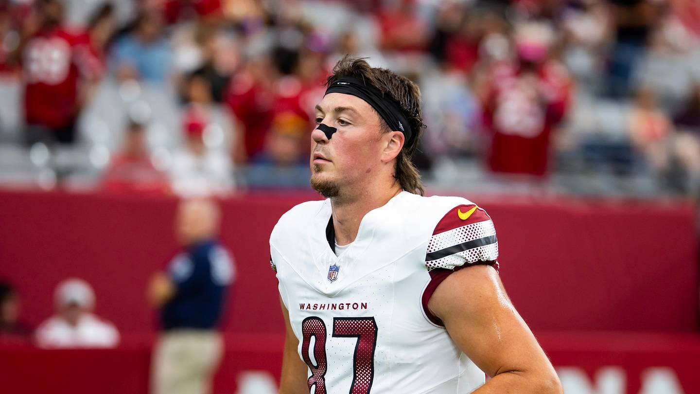 Which Commanders Tight End Has the Most to Gain From John Bates’ Injury?