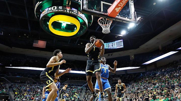 UCLA v Oregon