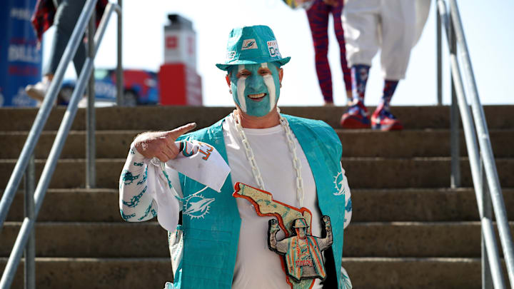 Miami Dolphins v Buffalo Bills