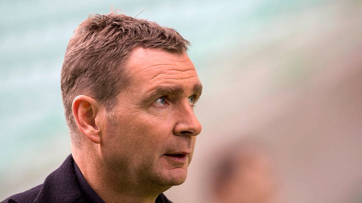 19/10/13 SCOTTISH PREMIERSHIP.HIBERNIAN v CELTIC (1-1).EASTER ROAD STADIUM - EDINBURGH.Celtic legend