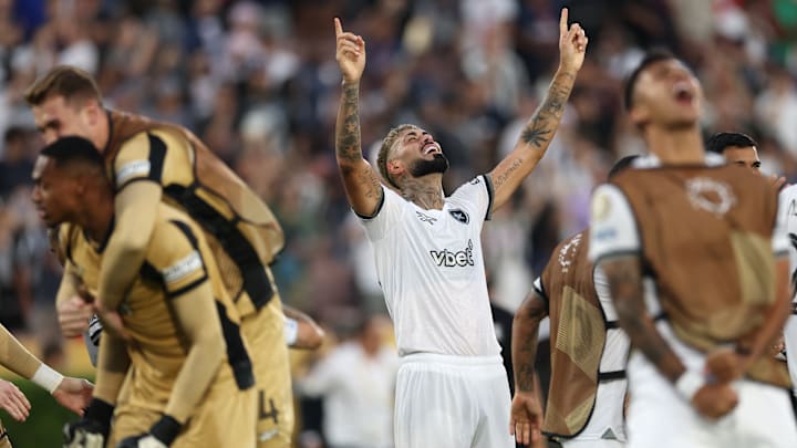 Botafogo acumula feitos históricos em seus 130 anos de existência