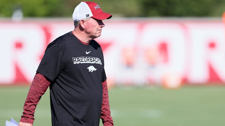 Aug 14, 2025; Fayetteville, AR, USA; Arkansas Razorbacks offensive coordinator and quarterbacks coach Bobby Petrino during practice. Mandatory Credit: Nelson Chenault-Imagn Images