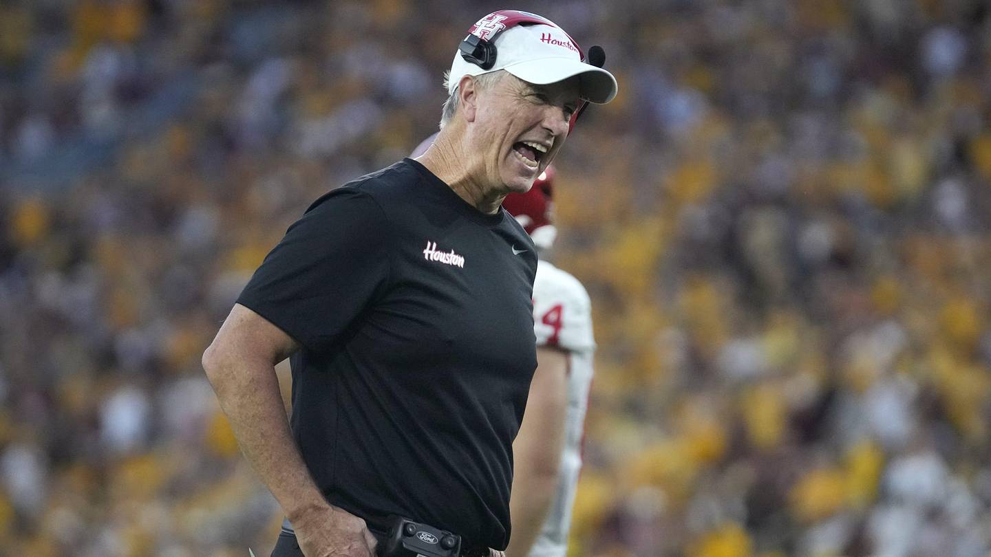 Houston Cougars Shining in Early 2027 Football Recruiting Ranks