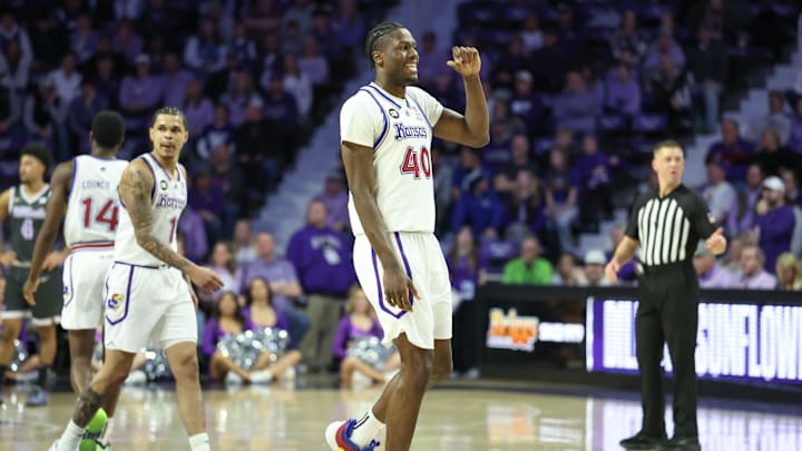 Kansas basketball forward Flory Bidunga (40)