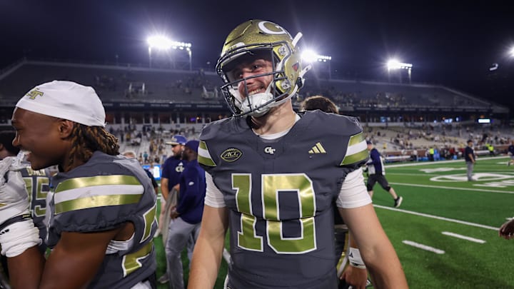 Sep 20, 2025; Atlanta, Georgia, USA; Georgia Tech Yellow Jackets quarterback Haynes King (10) celebrates after a victory over the Temple Owls at Bobby Dodd Stadium at Hyundai Field. Mandatory Credit: Brett Davis-Imagn Images
Sep 20, 2025; Atlanta, Georgia, USA; Georgia Tech Yellow Jackets quarterback Haynes King (10) celebrates after a victory over the Temple Owls at Bobby Dodd Stadium at Hyundai Field. Mandatory Credit: Brett Davis-Imagn Images