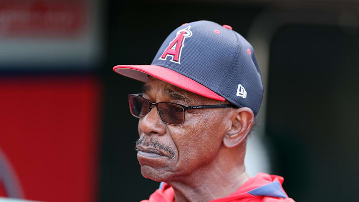 Jun 21, 2025; Anaheim, California, USA; Los Angeles Angels manager Ron Washington (37) watches batting practice from a dugout before the game against the Houston Astros at Angel Stadium. Washington is stepping indefinitely away from the team due to health reasons. Mandatory Credit: Kiyoshi Mio-Imagn Images Jun 21, 2025; Anaheim, California, USA; Los Angeles Angels manager Ron Washington (37) watches batting practice from a dugout before the game against the Houston Astros at Angel Stadium. Washington is stepping indefinitely away from the team due to health reasons. Mandatory Credit: Kiyoshi Mio-Imagn Images