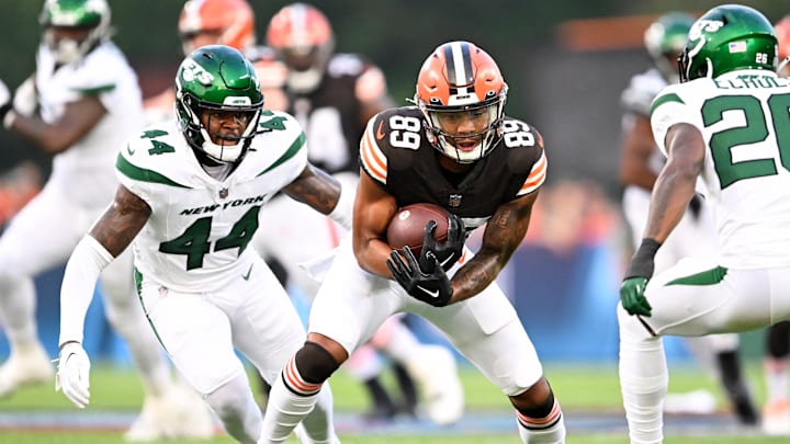New York Jets v Cleveland Browns