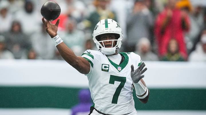 New York Jets quarterback Geno Smith New York Jets quarterback Geno Smith